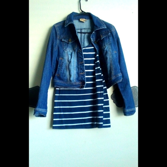 Charlotte Russe Dresses & Skirts - 🆕 LISTING!! CHARLOTTE RUSSE SCOOP NECK STRIPED 3/4 BODYCON MINI DRESS